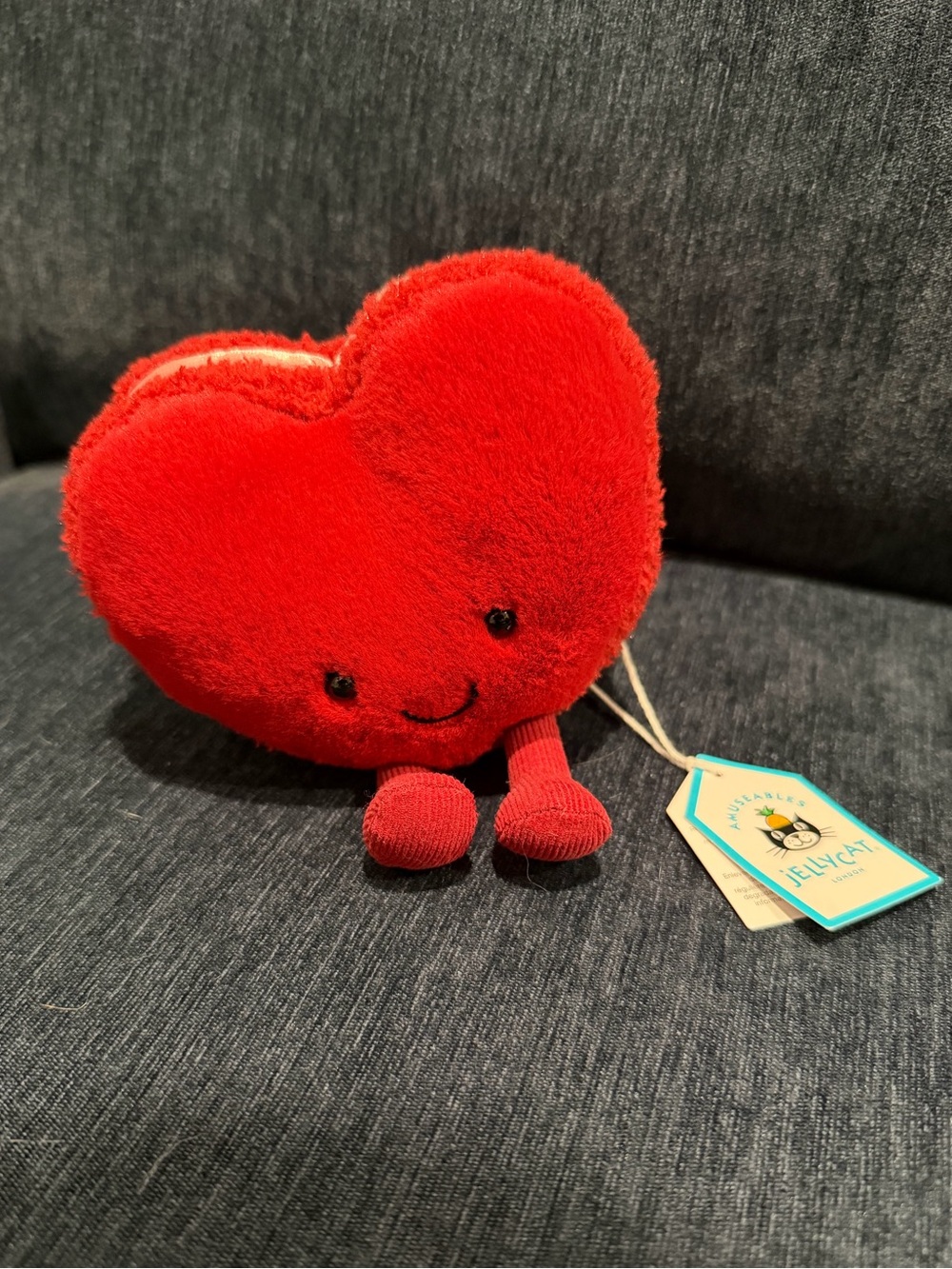 Jellycat Red Heart Macron